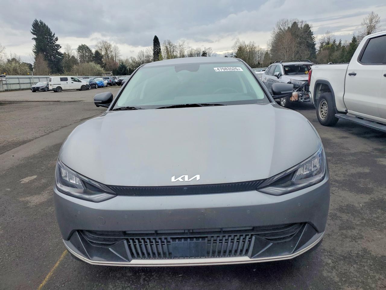 2024 KIA EV6 WIND photo 5