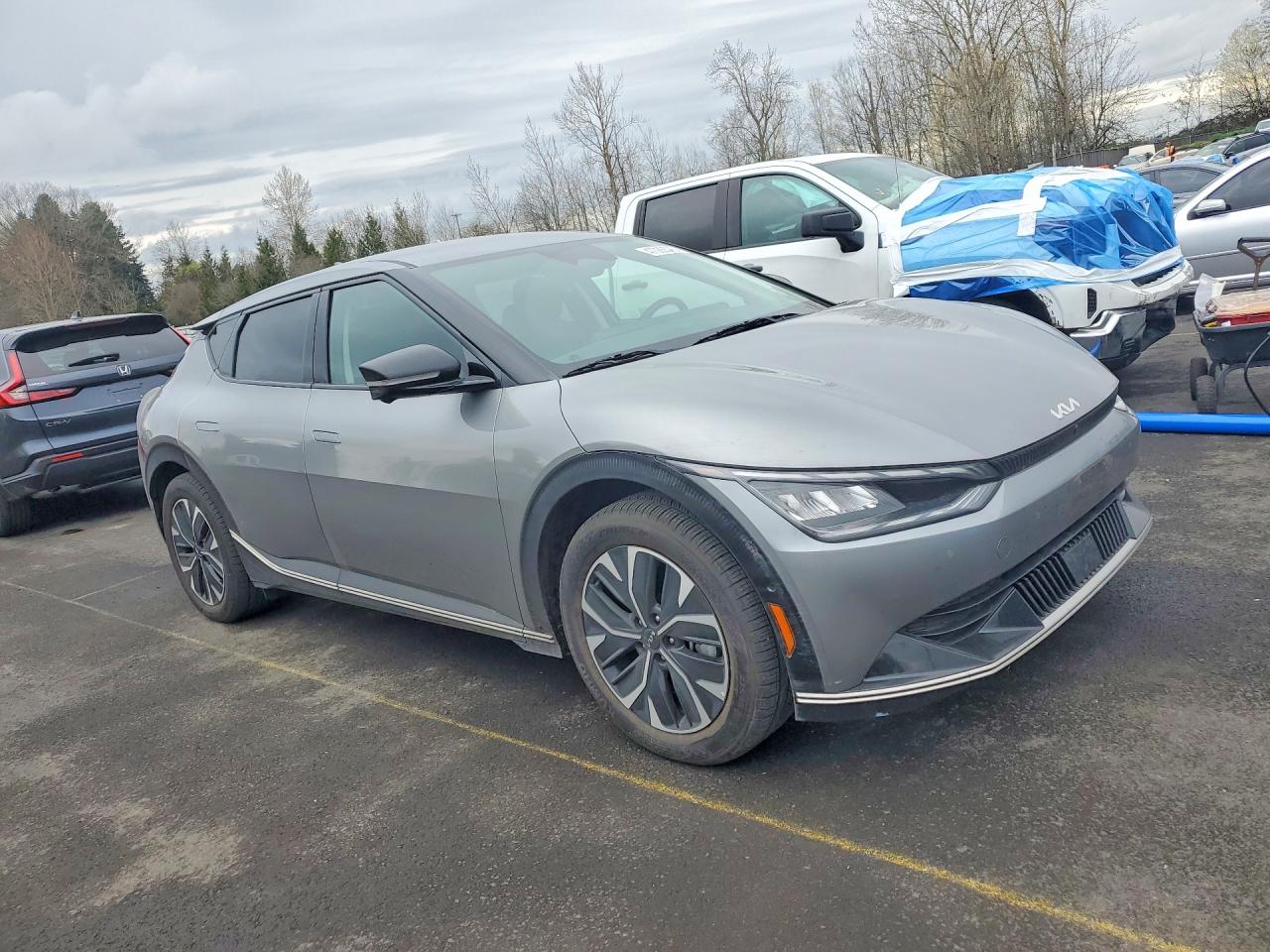 2024 KIA EV6 WIND photo 4