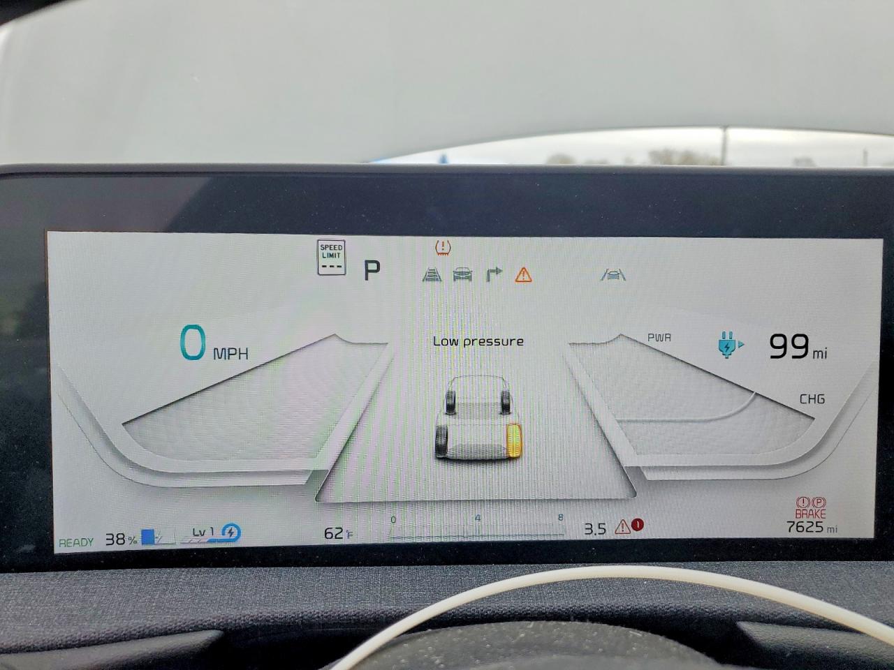 2024 KIA EV6 WIND photo 9