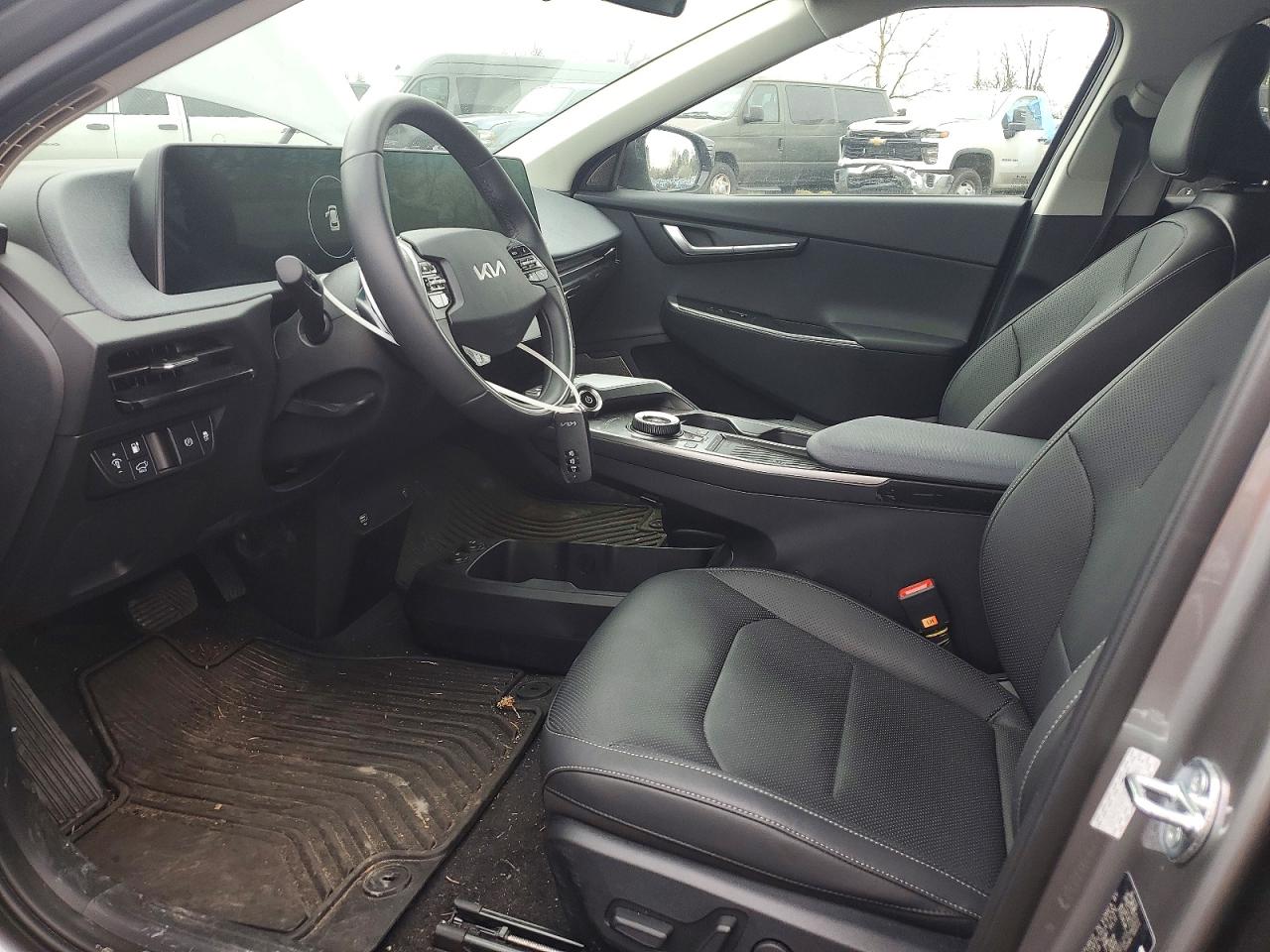 2024 KIA EV6 WIND photo 7