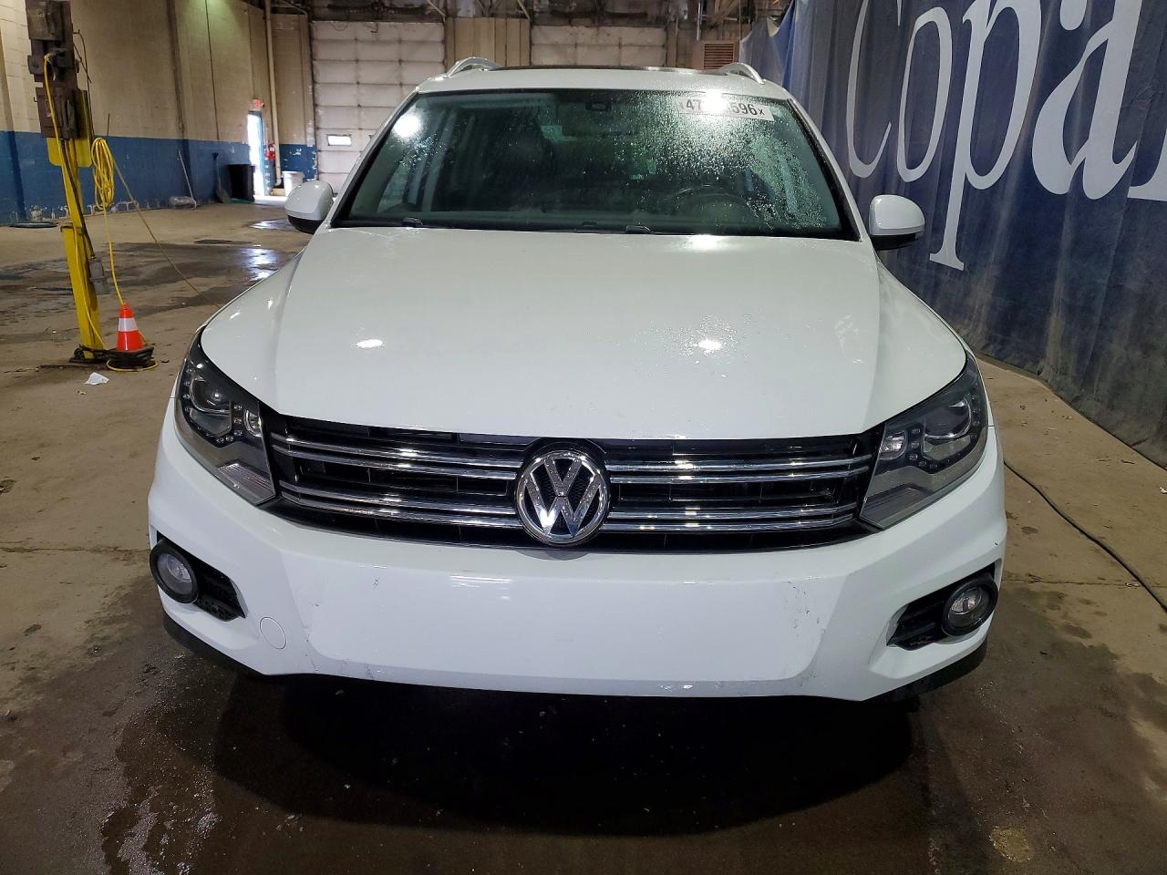 2016 VOLKSWAGEN TIGUAN S photo 5