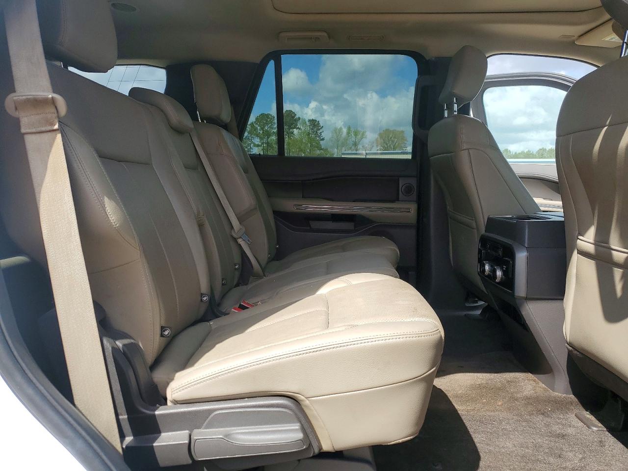 2018 FORD EXPEDITION XLT photo 21