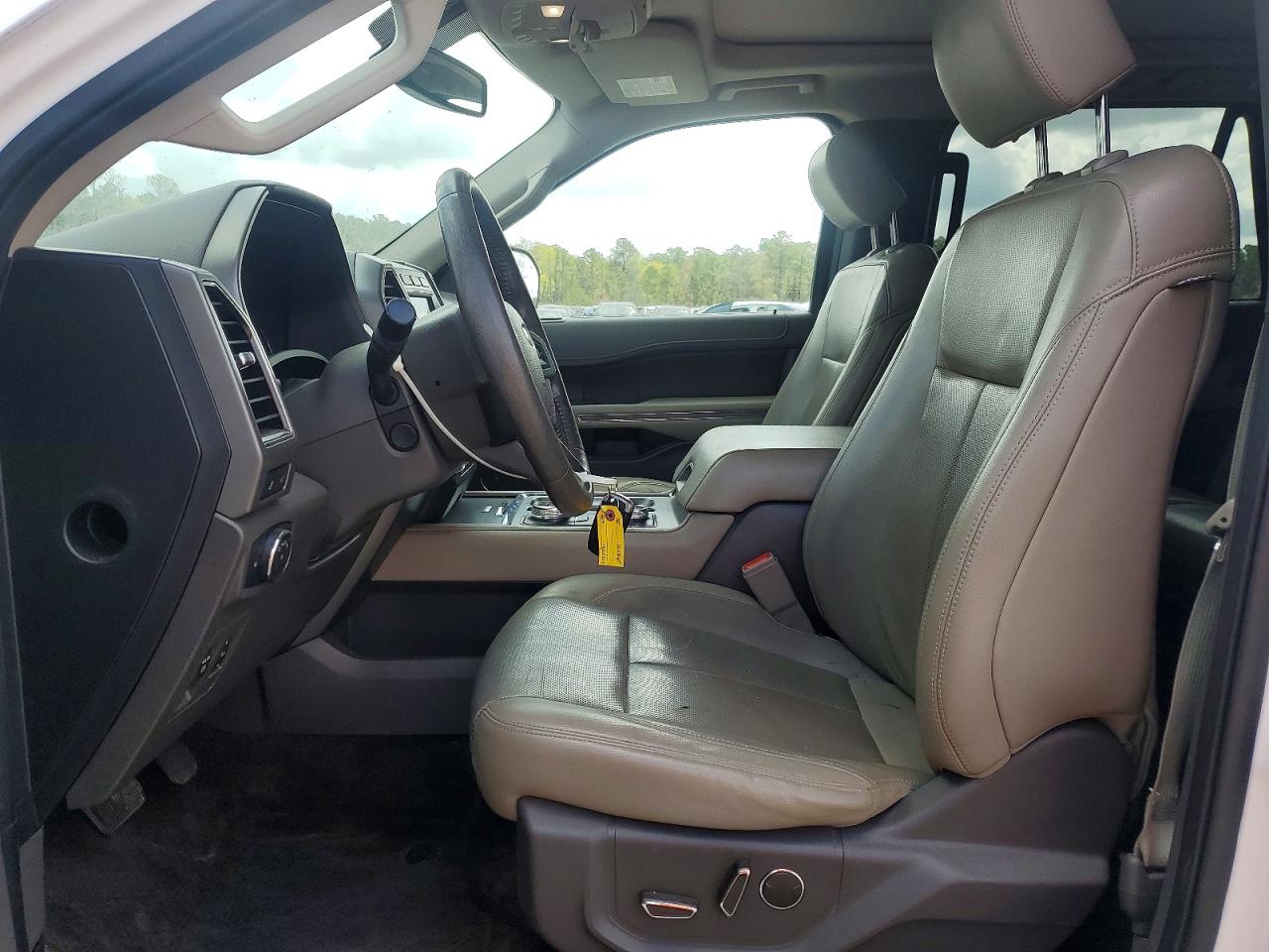 2018 FORD EXPEDITION XLT photo 13