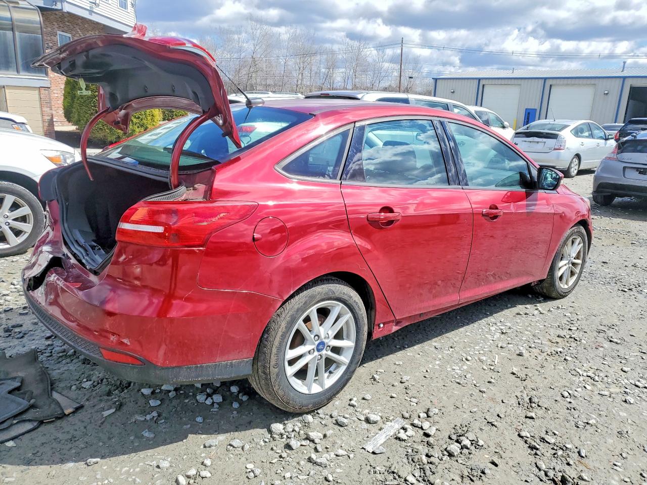 2017 FORD FOCUS SE photo 7