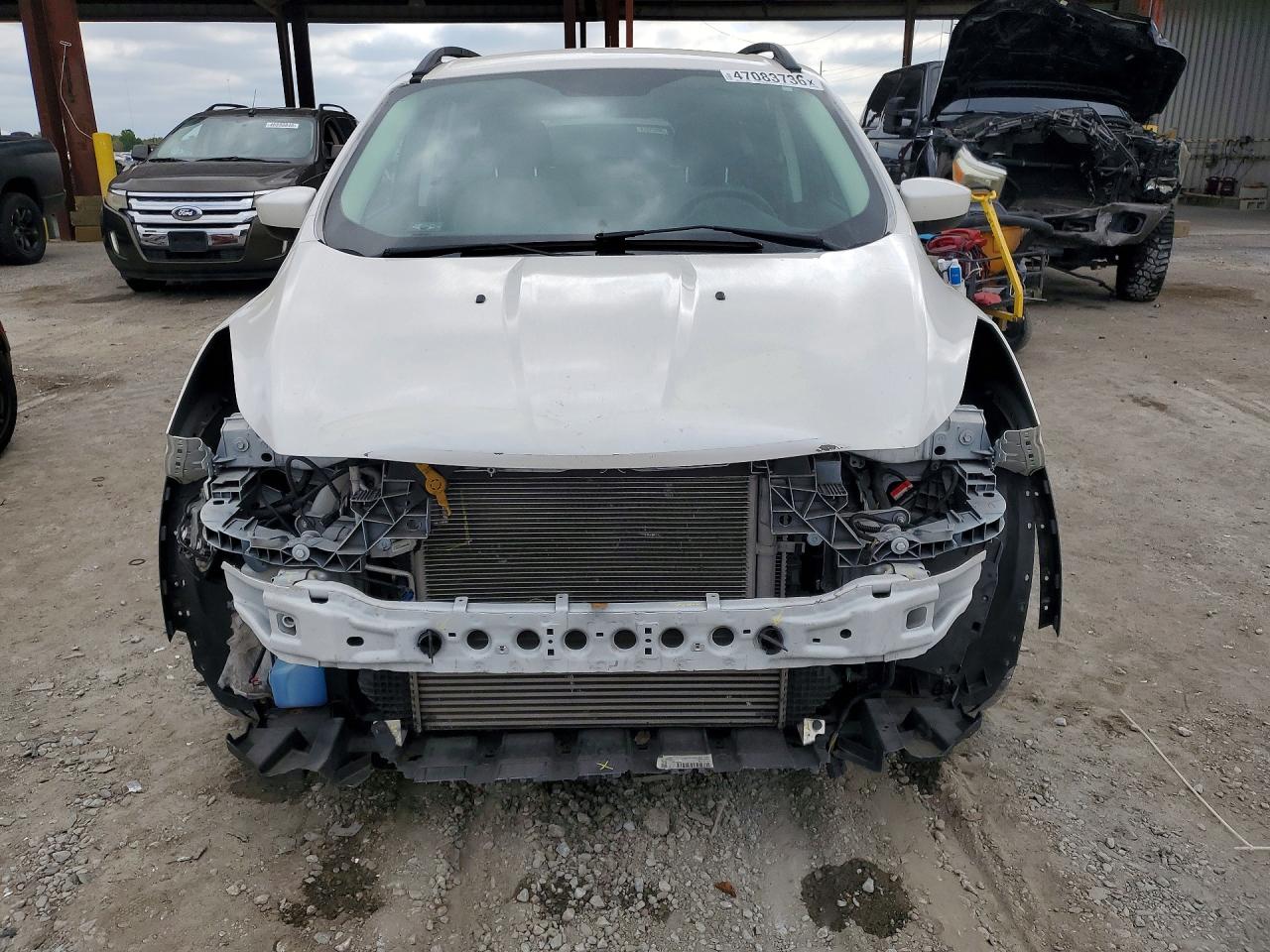 2016 FORD ESCAPE SE photo 9
