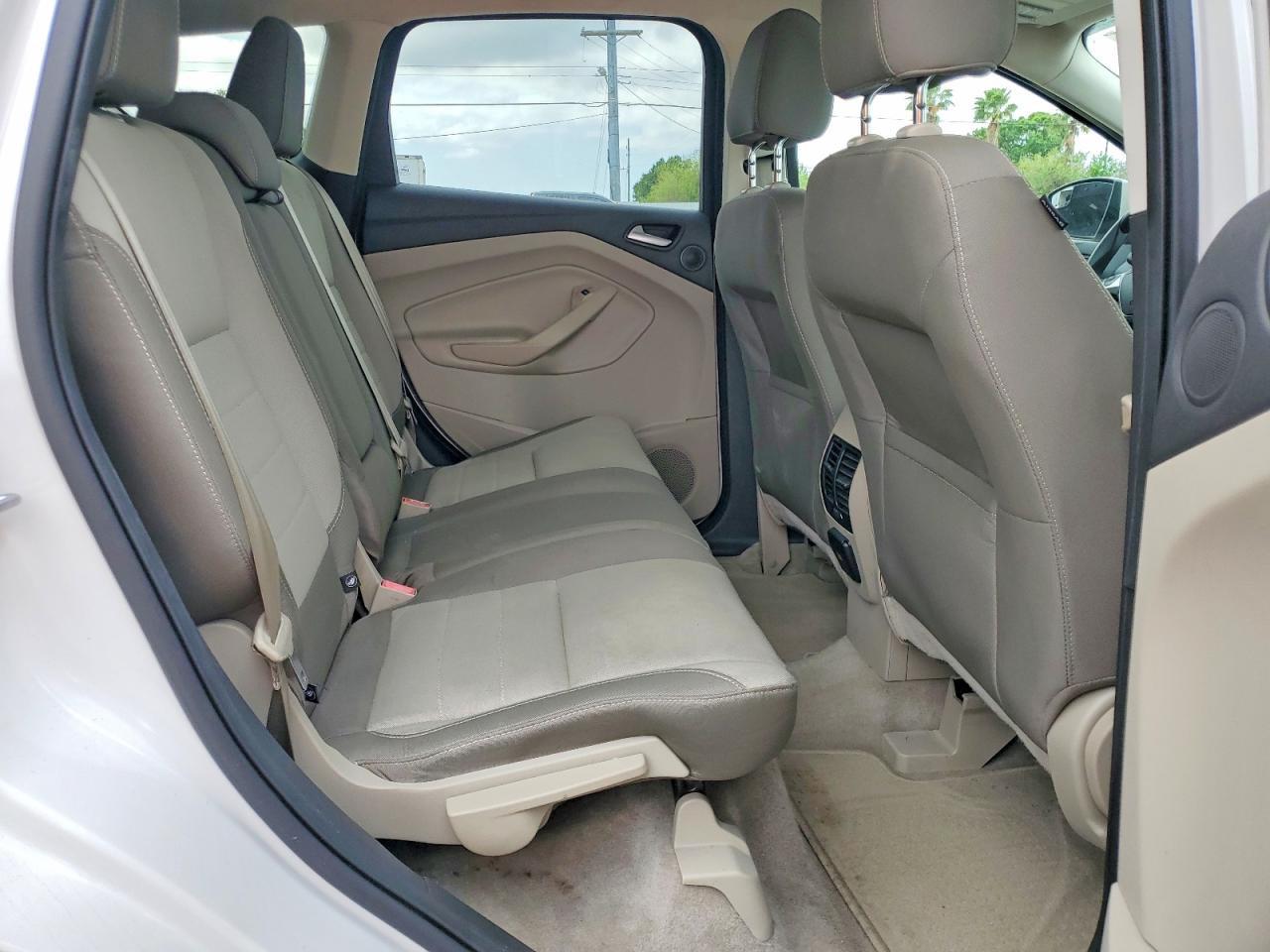 2016 FORD ESCAPE SE photo 21