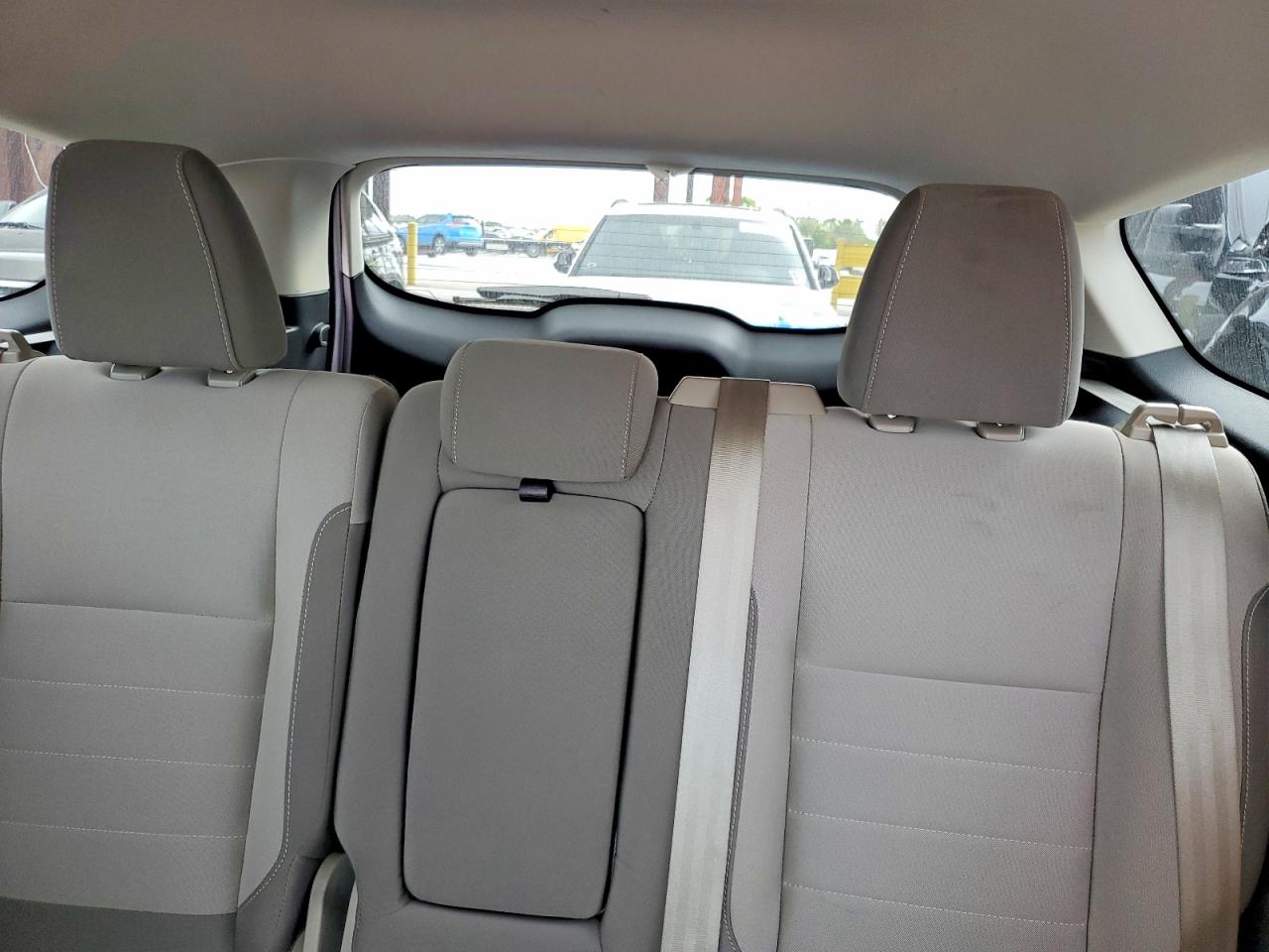 2016 FORD ESCAPE SE photo 19