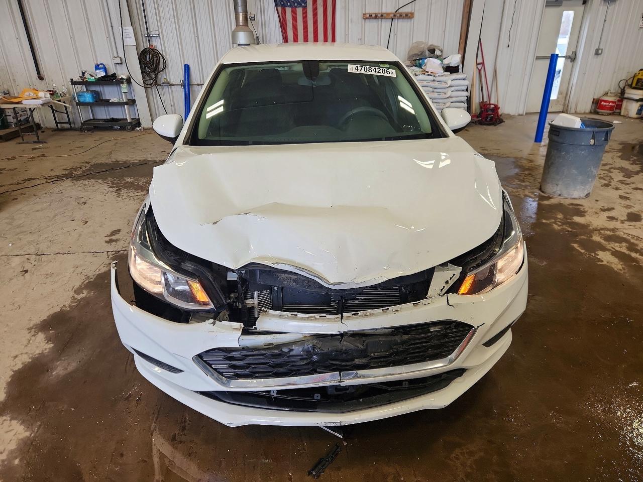 2016 CHEVROLET CRUZE LS photo 5