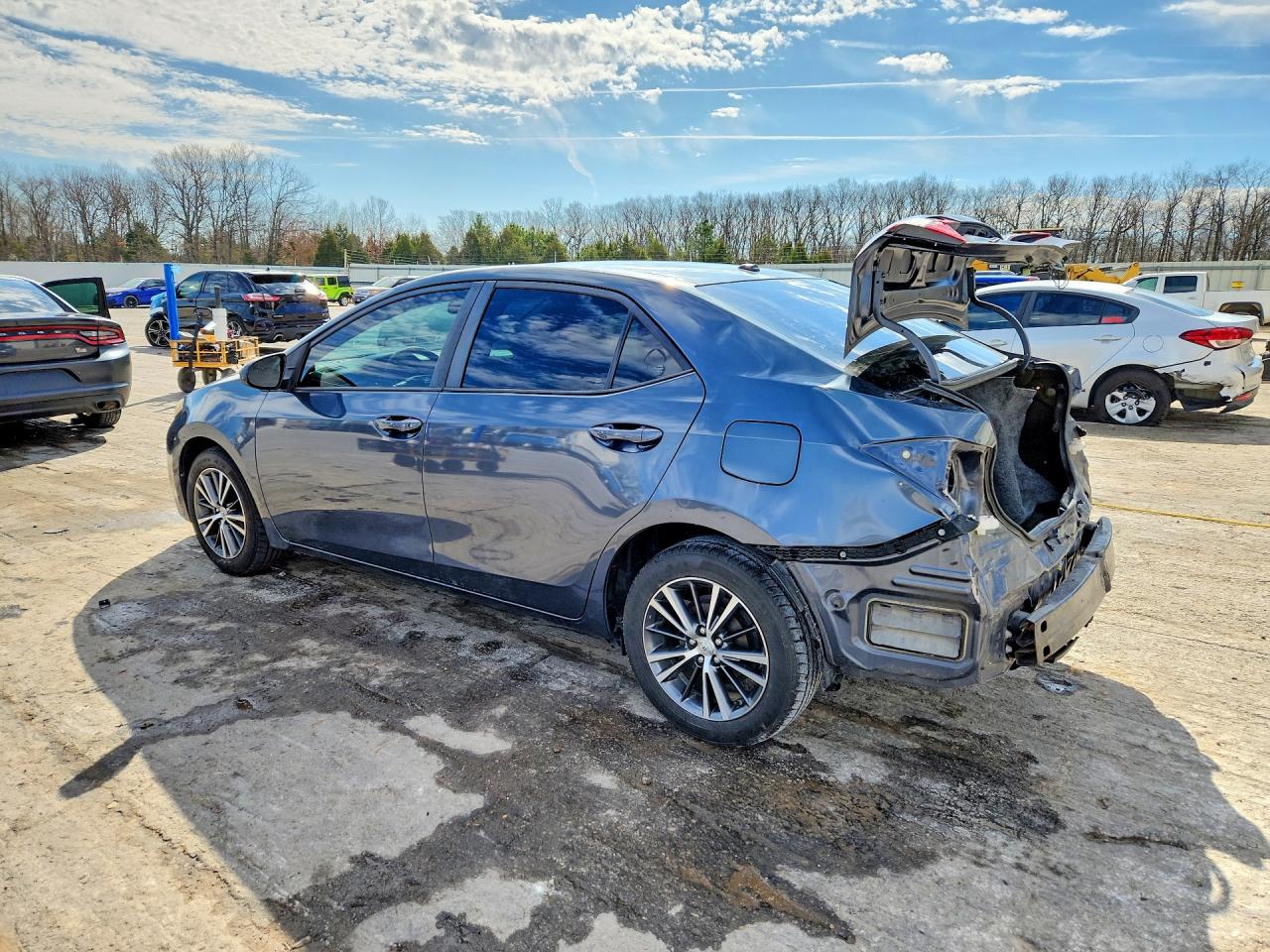 2016 TOYOTA COROLLA LE PREMIUM photo 3
