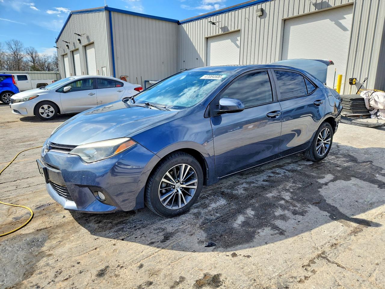 2016 TOYOTA COROLLA
