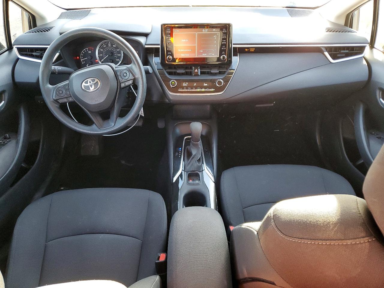 2020 TOYOTA COROLLA LE photo 15