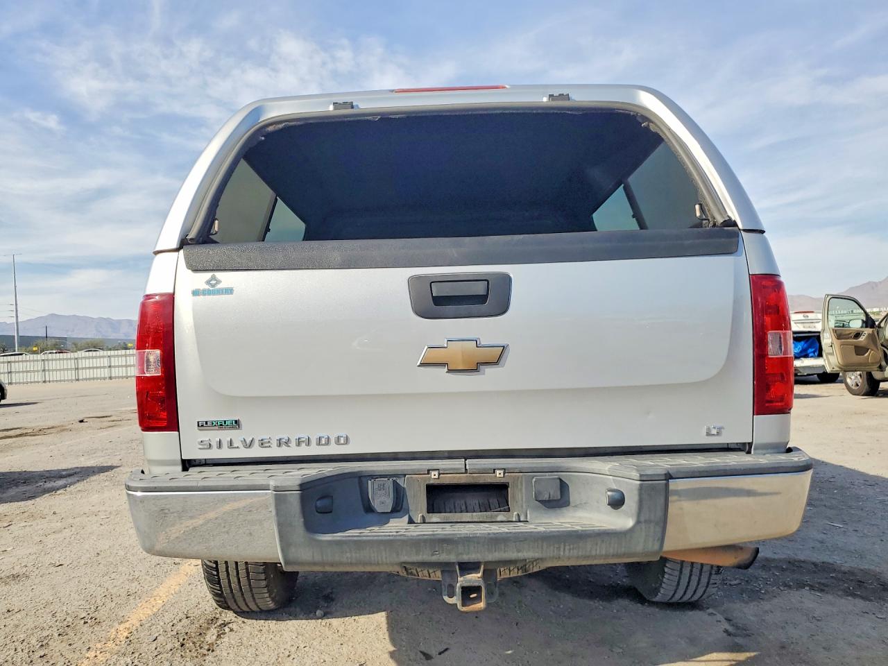 2010 CHEVROLET SILVERADO K1500 LT photo 6