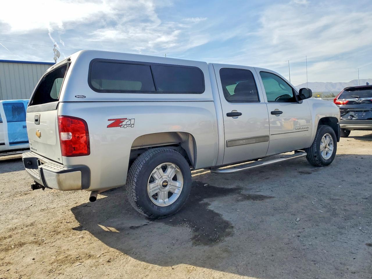 2010 CHEVROLET SILVERADO K1500 LT photo 3