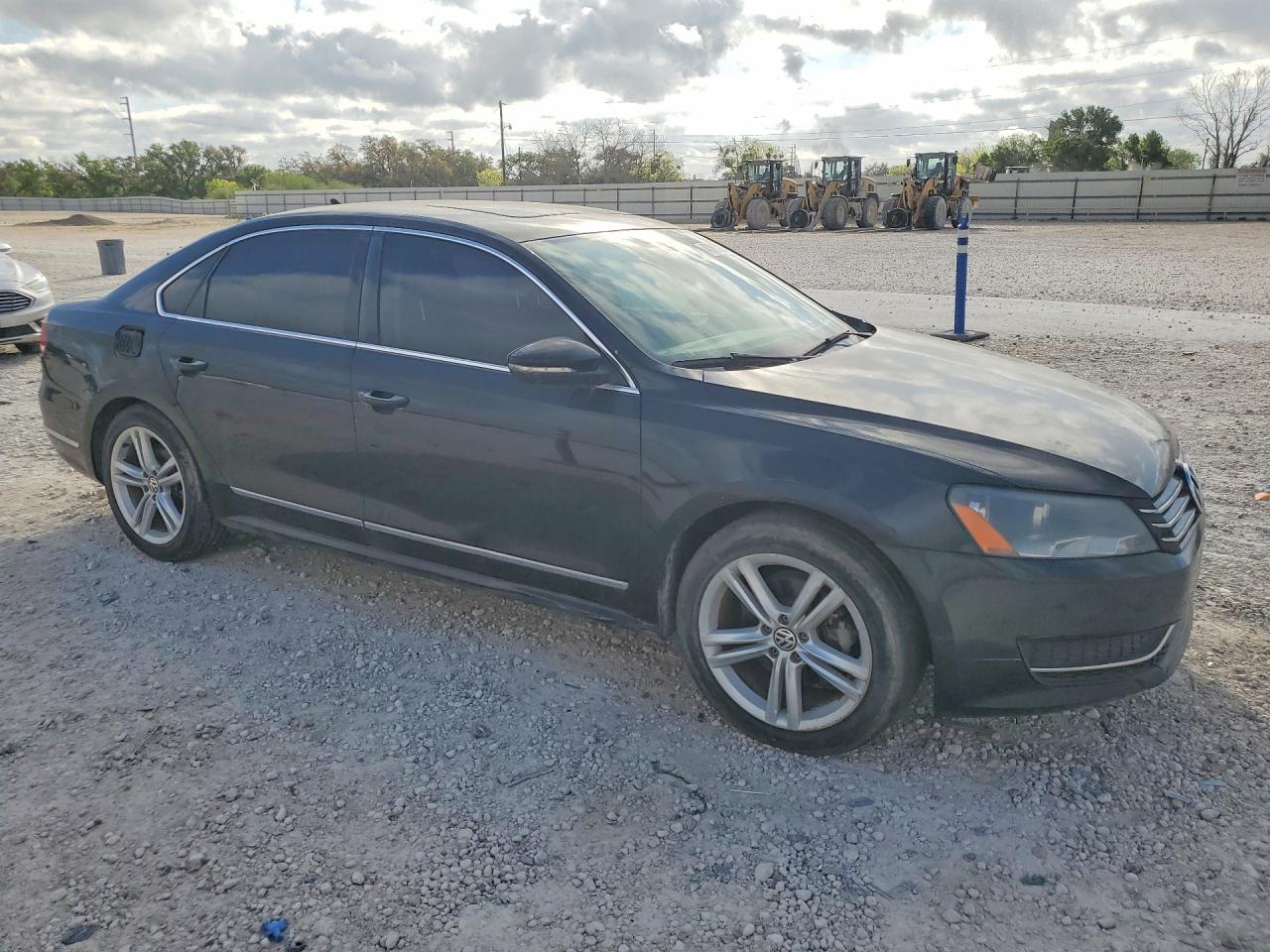 2012 VOLKSWAGEN PASSAT SE photo 7