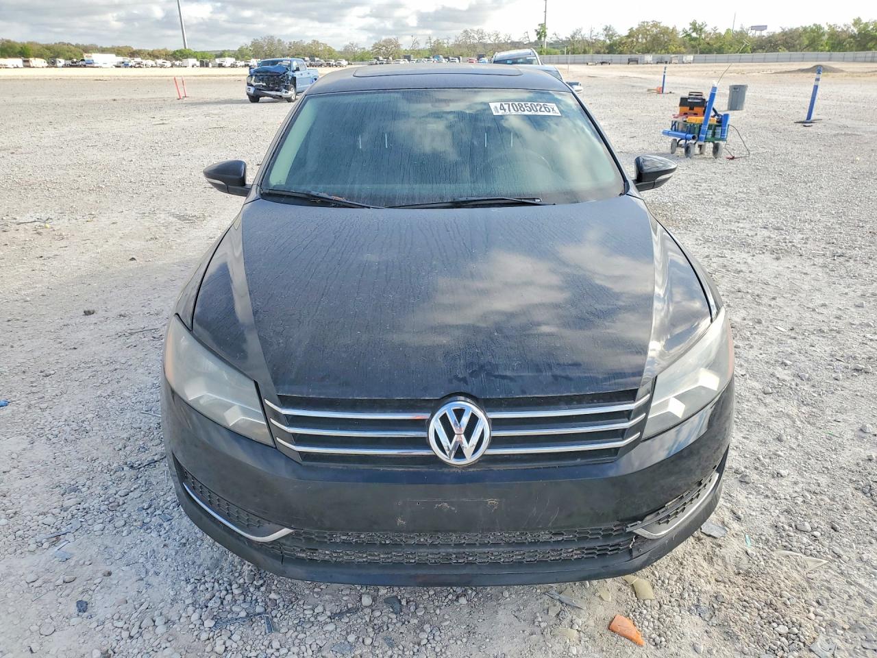 2012 VOLKSWAGEN PASSAT SE photo 9
