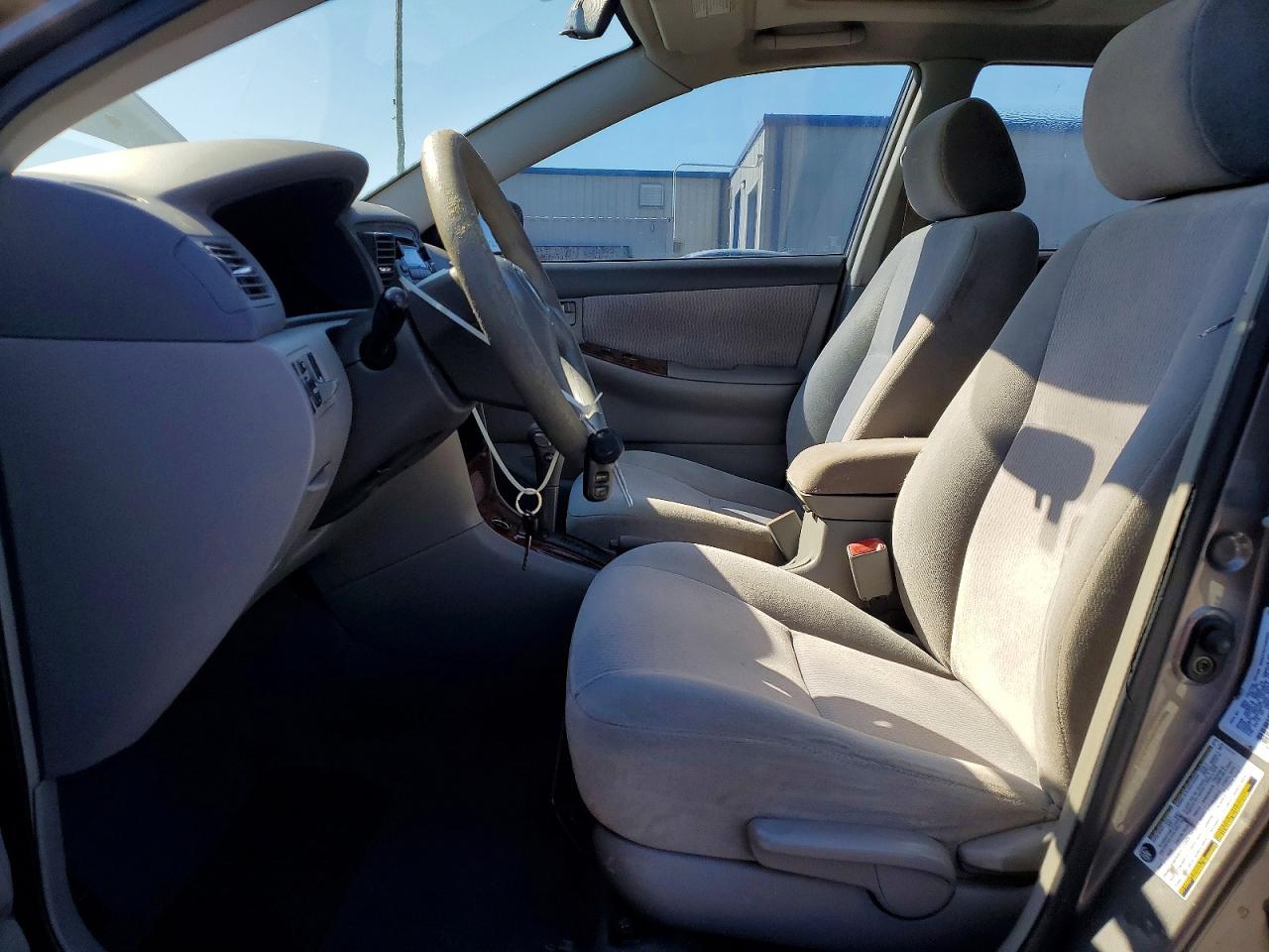 2006 TOYOTA COROLLA LE photo 13