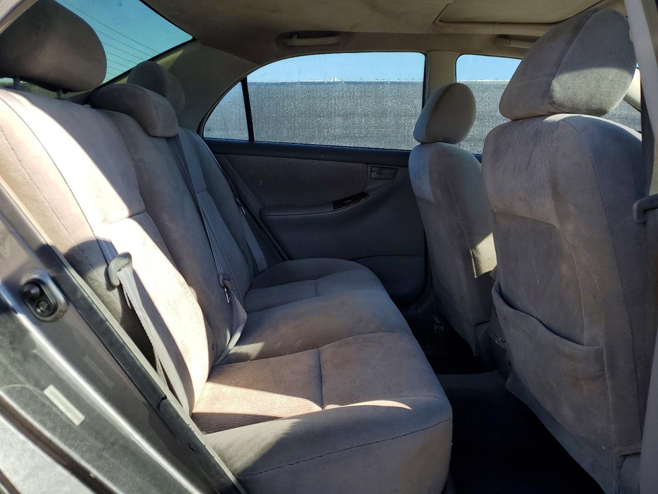 2006 TOYOTA COROLLA LE photo 19