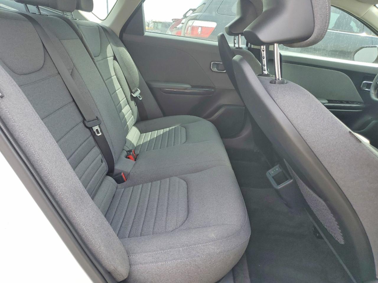 2025 KIA K4 EX photo 19