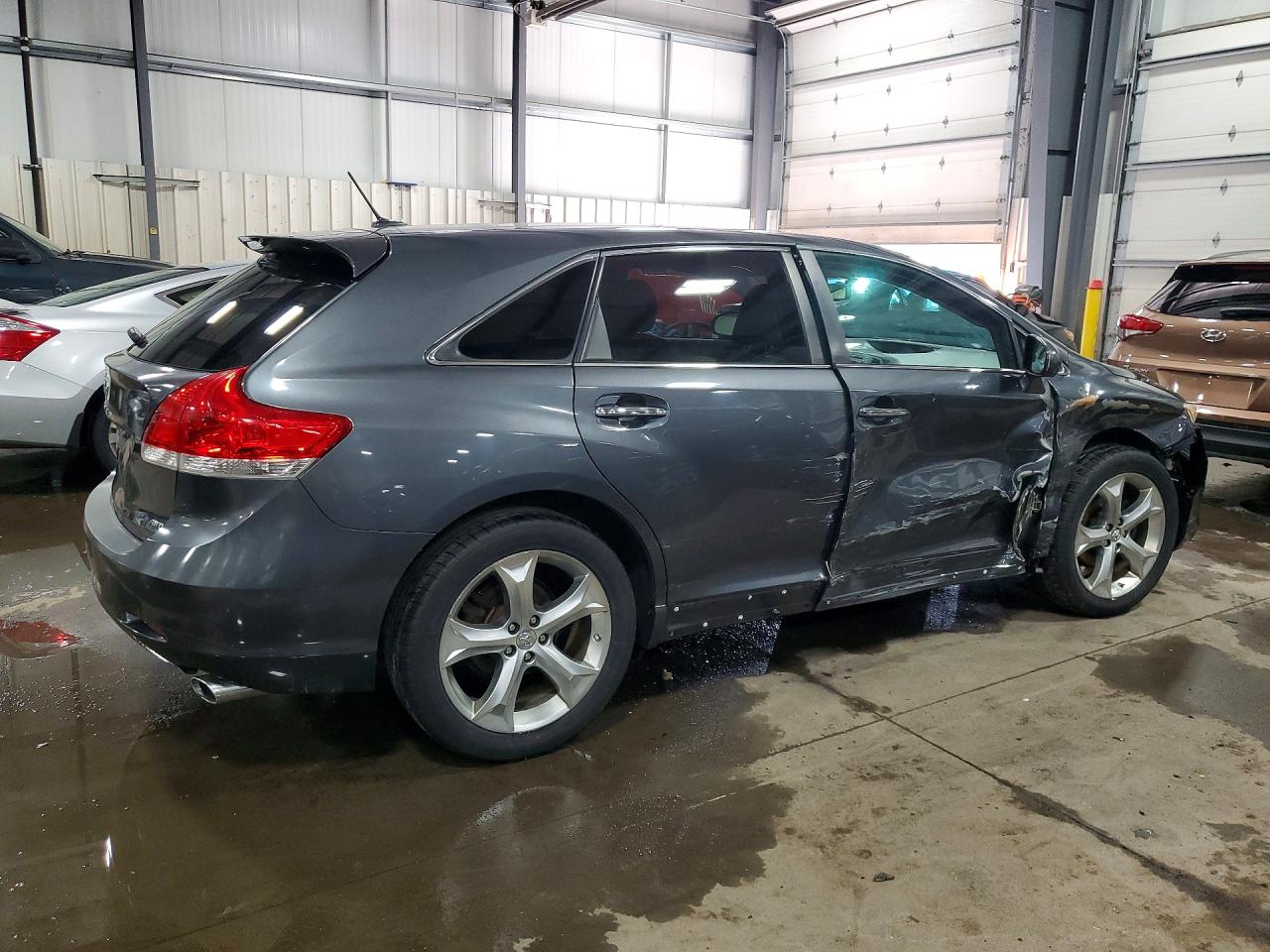 2010 TOYOTA VENZA AWD V6 photo 5