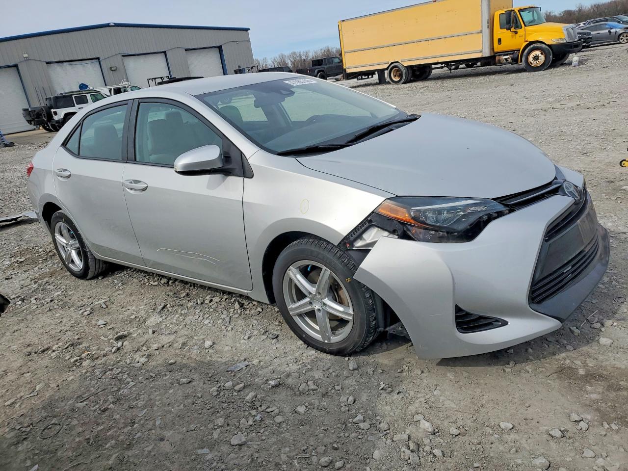 2018 TOYOTA COROLLA LE photo 7