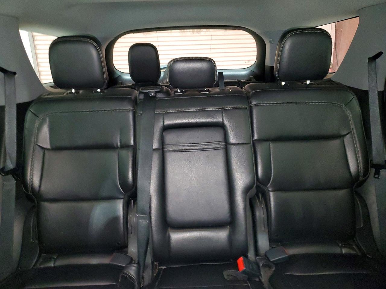 2020 FORD EXPLORER XLT photo 19