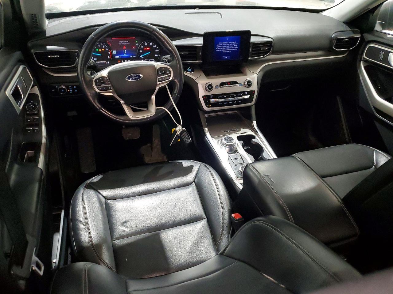 2020 FORD EXPLORER XLT photo 15