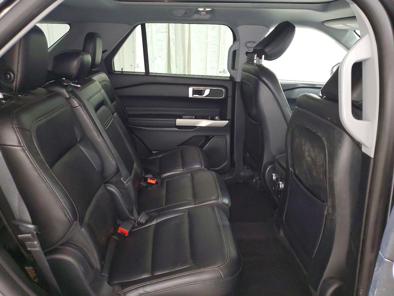 2020 FORD EXPLORER XLT photo 21