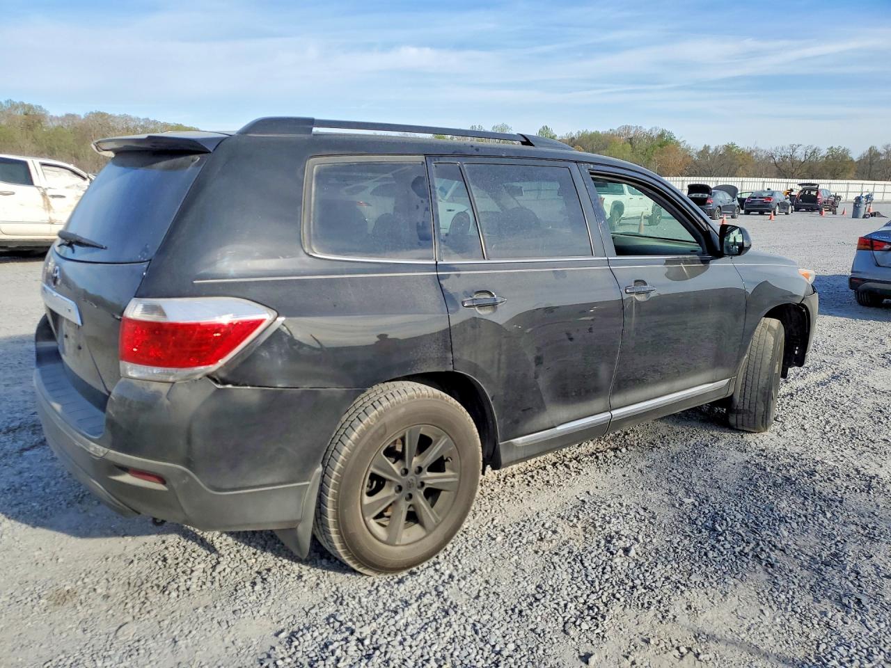 2013 TOYOTA HIGHLANDER PLUS photo 5