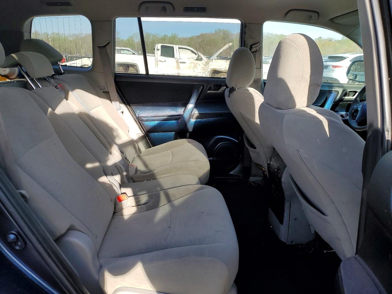 2013 TOYOTA HIGHLANDER PLUS photo 19