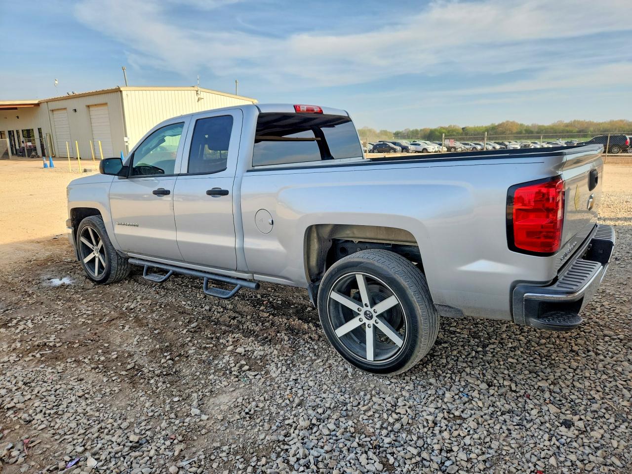 2014 CHEVROLET SILVERADO C1500 photo 4