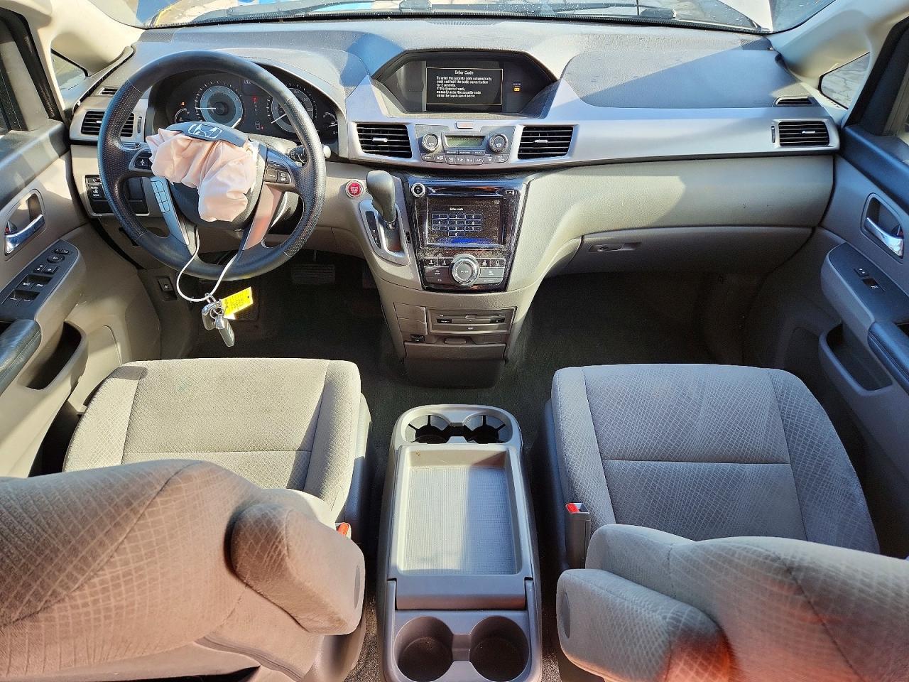 2016 HONDA ODYSSEY SE photo 15