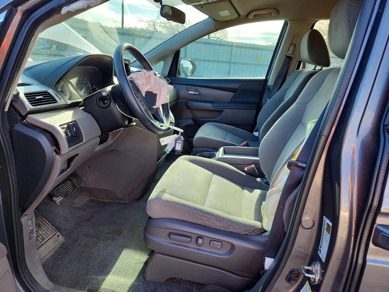 2016 HONDA ODYSSEY SE photo 13
