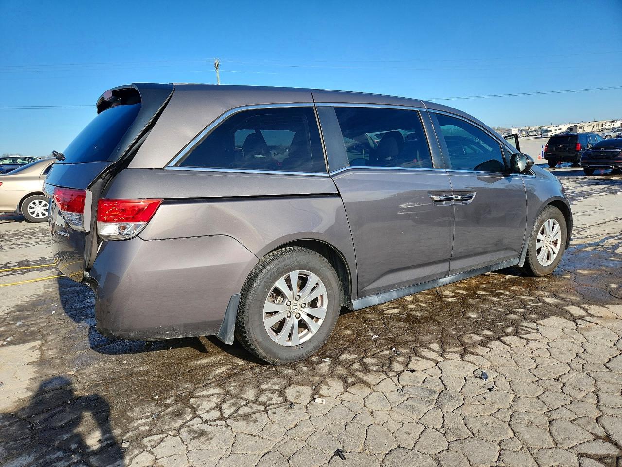 2016 HONDA ODYSSEY SE photo 5