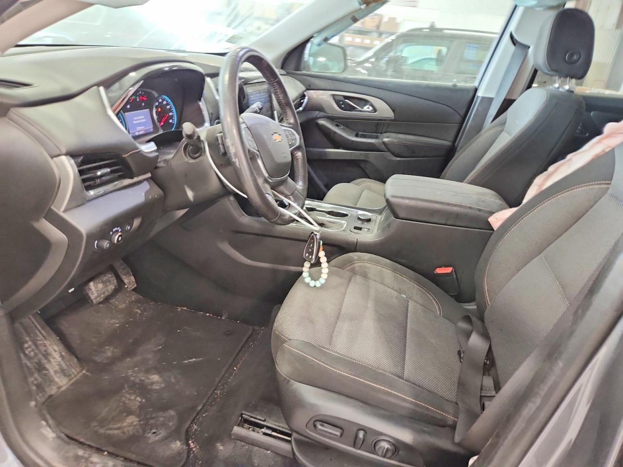 2020 CHEVROLET TRAVERSE LT photo 13
