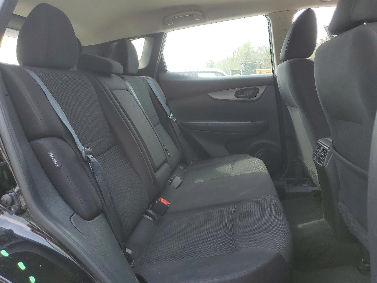 2020 NISSAN ROGUE SPORT S photo 21