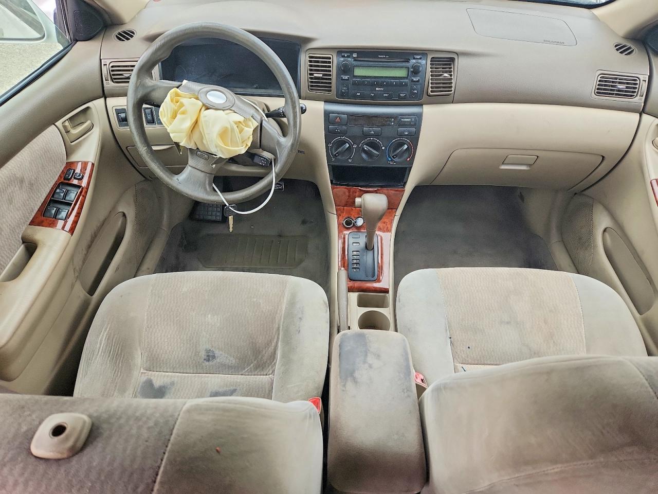 2008 TOYOTA COROLLA photo 8