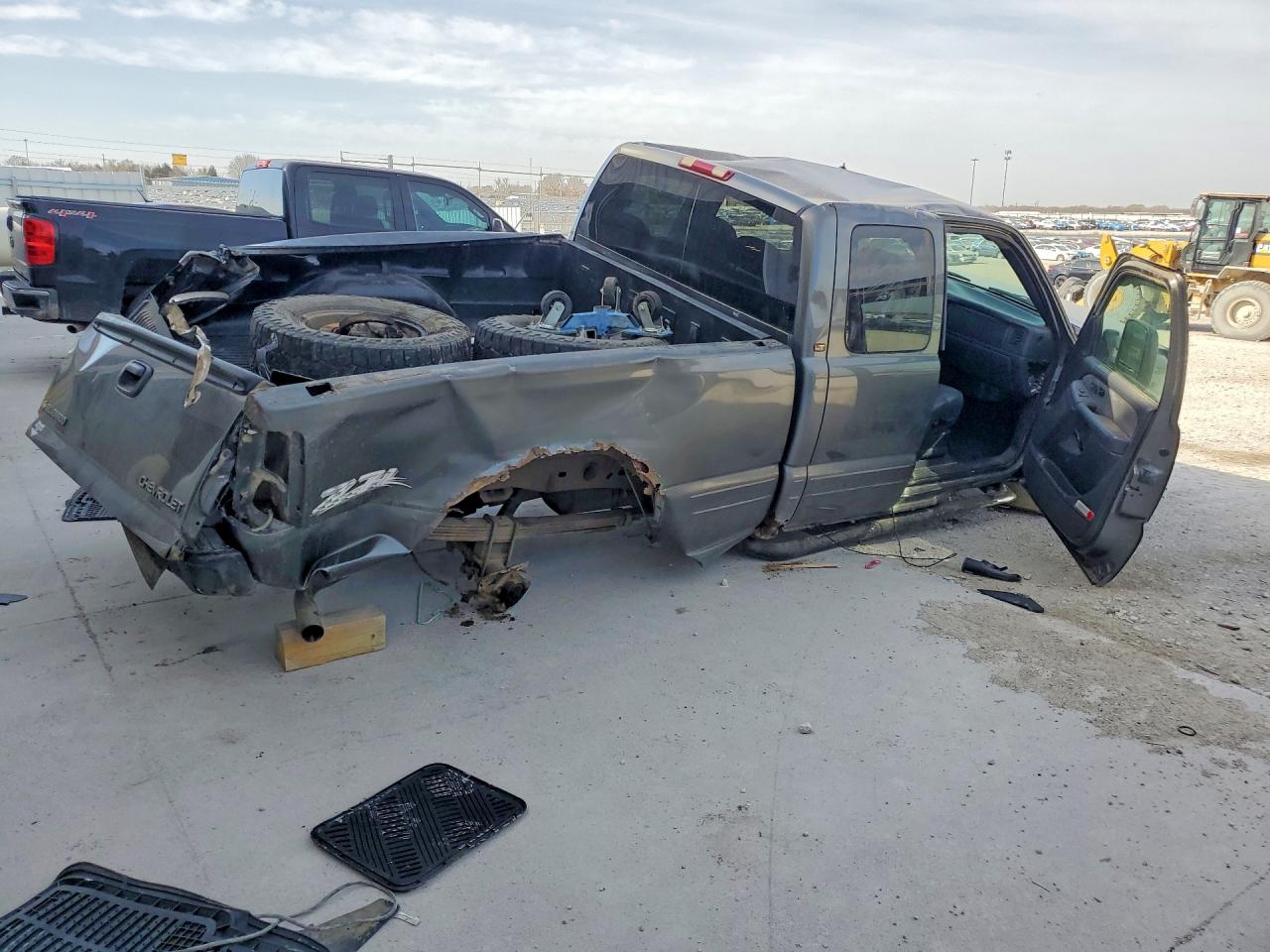 2002 CHEVROLET SILVERADO K1500 photo 7