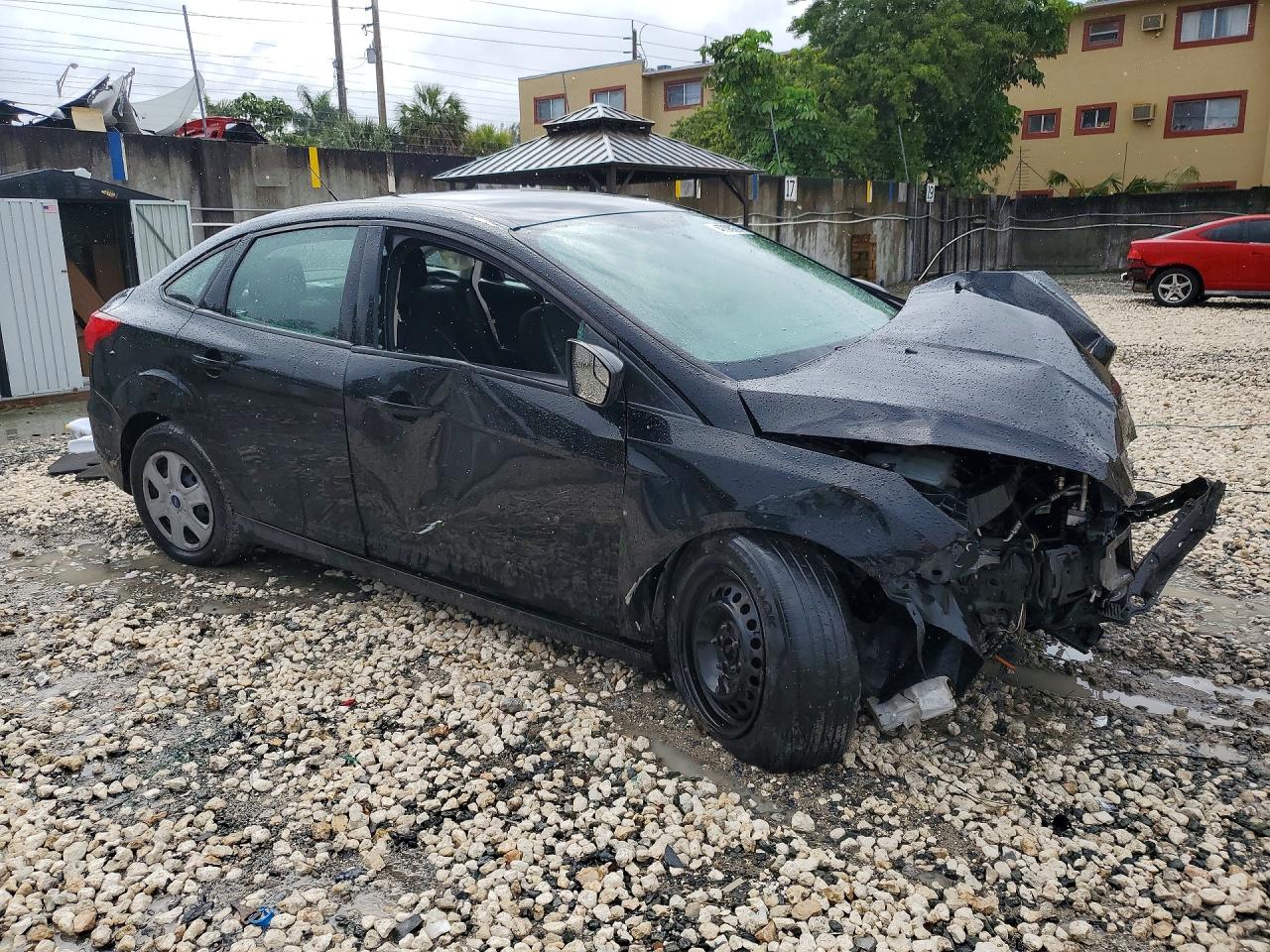 2018 FORD FOCUS S photo 10