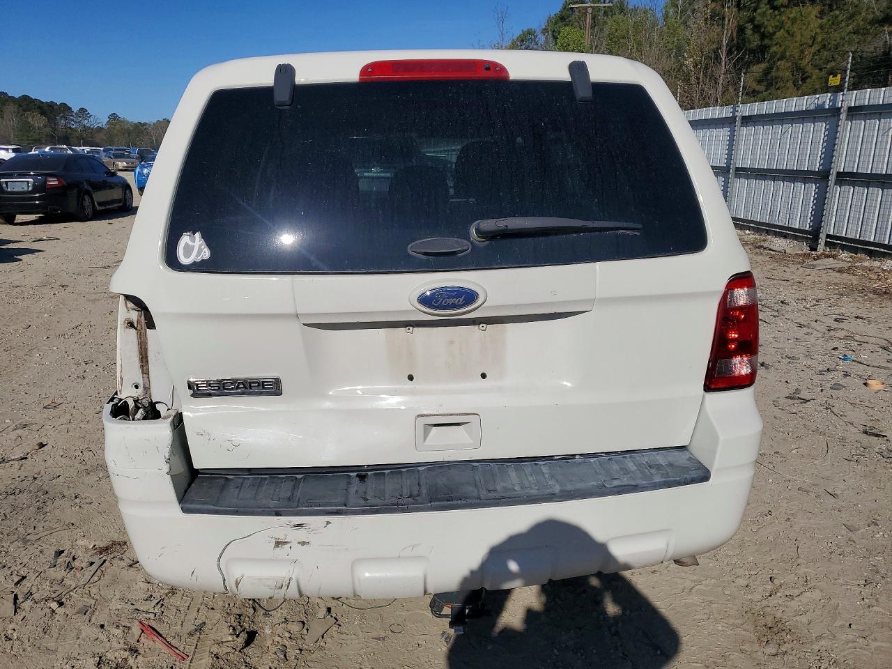 2011 FORD ESCAPE XLS photo 11