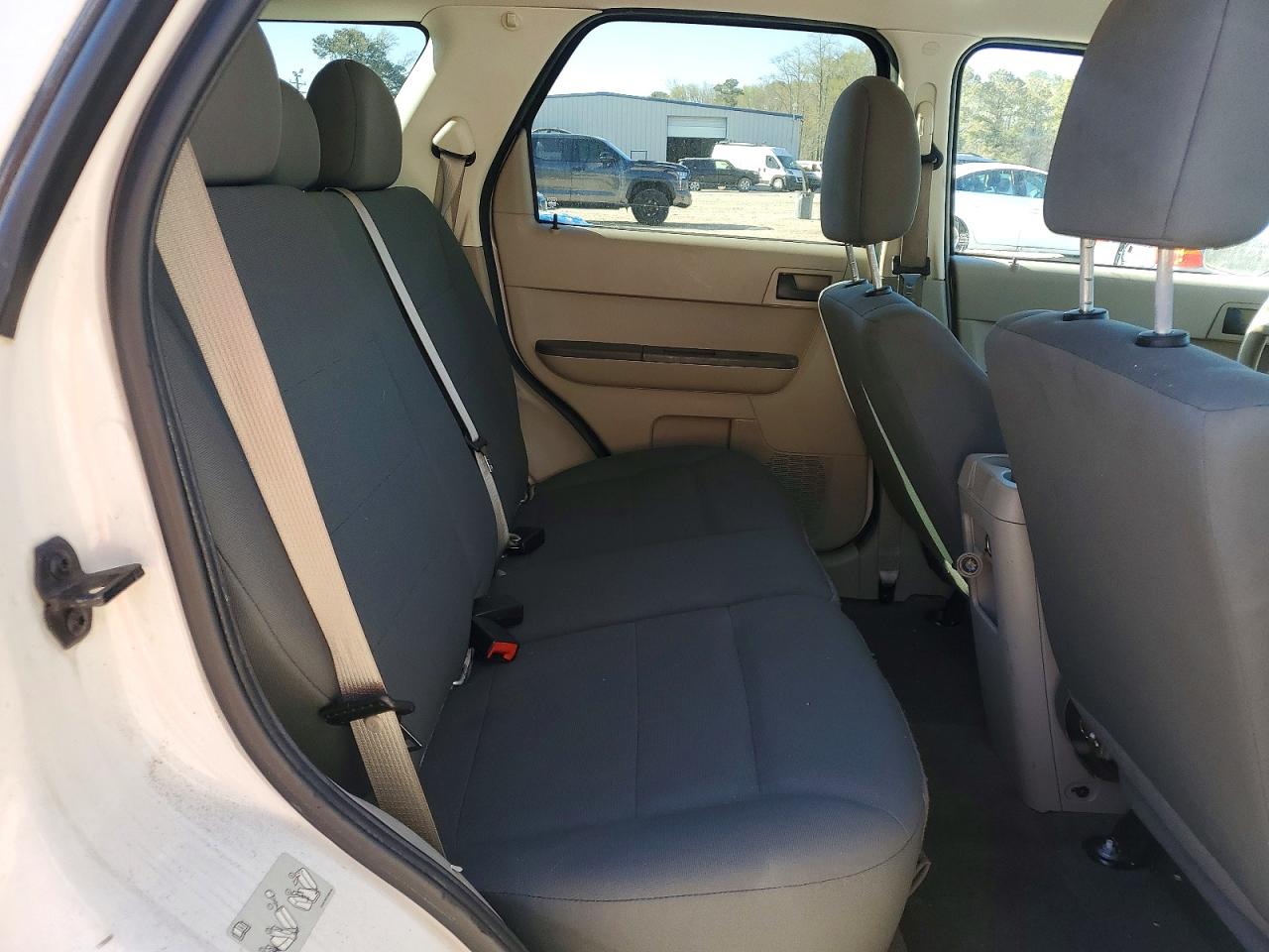 2011 FORD ESCAPE XLS photo 21