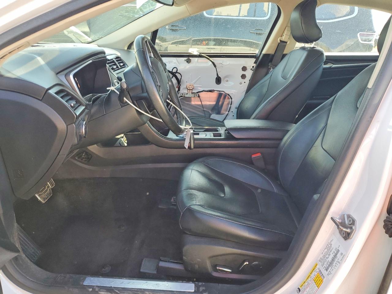 2017 FORD FUSION TITANIUM photo 13