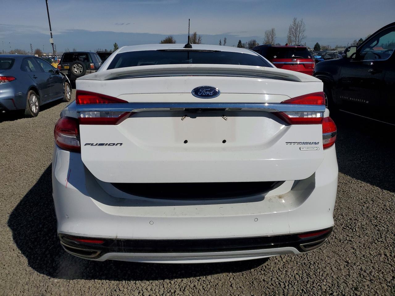 2017 FORD FUSION TITANIUM photo 11