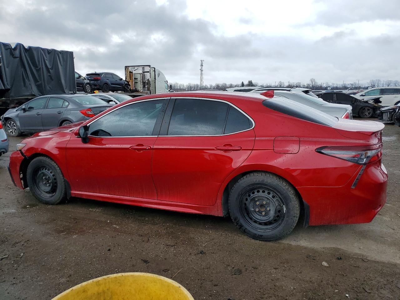 2023 TOYOTA CAMRY XLE photo 2