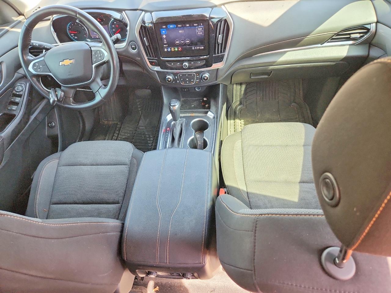 2020 CHEVROLET TRAVERSE LT photo 15