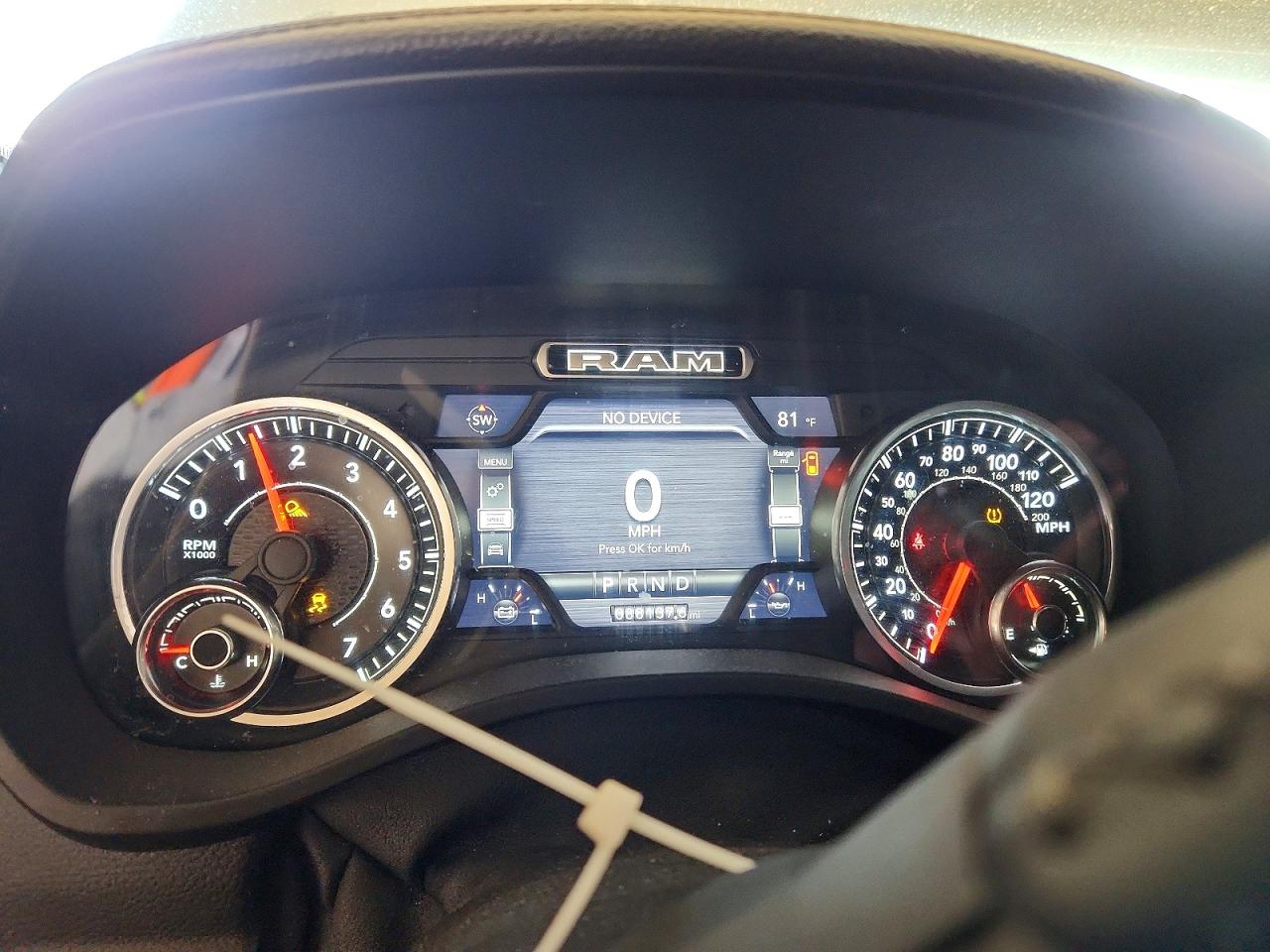 2019 RAM 1500 LARAMIE photo 9