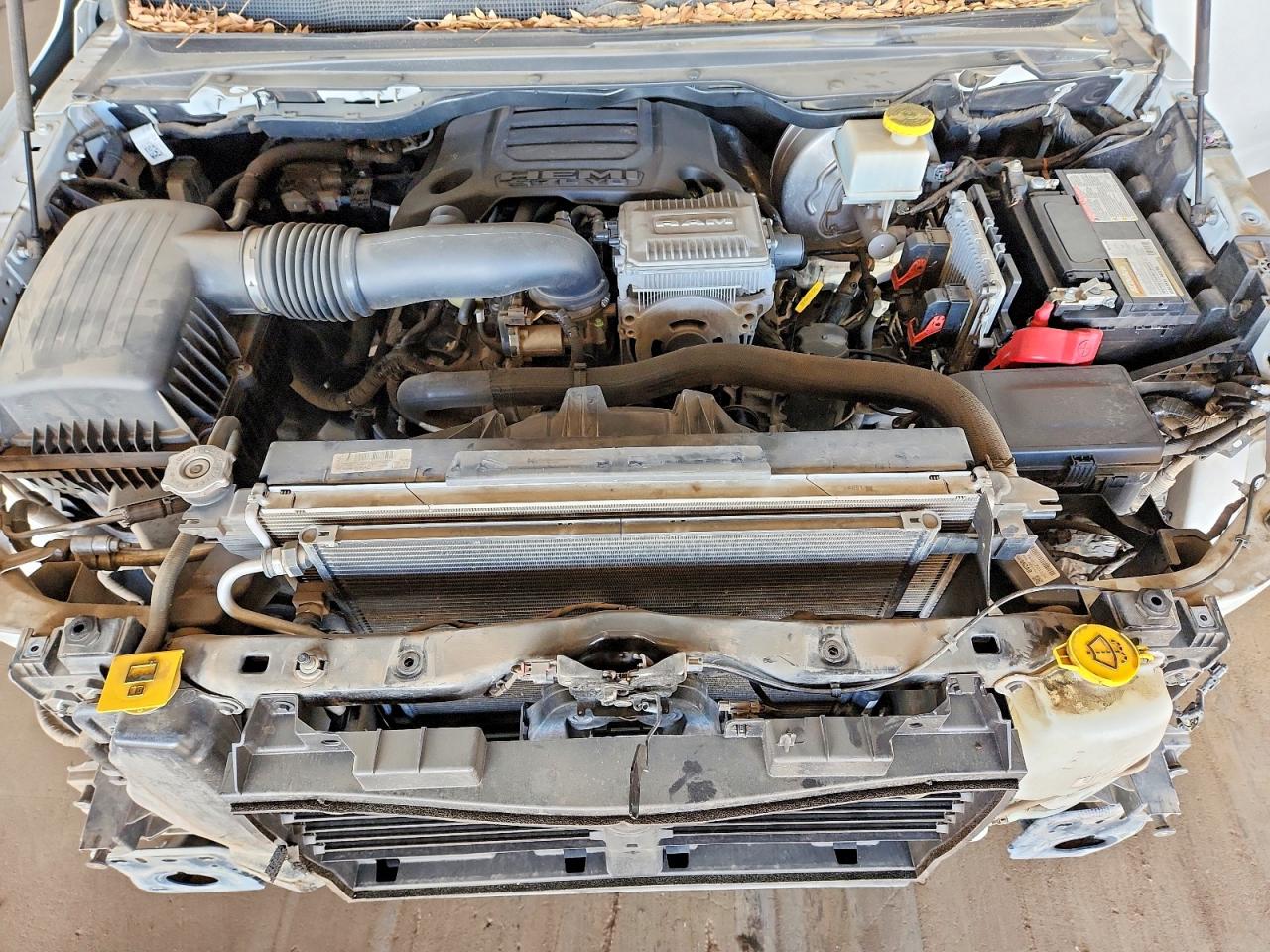 2019 RAM 1500 LARAMIE photo 11