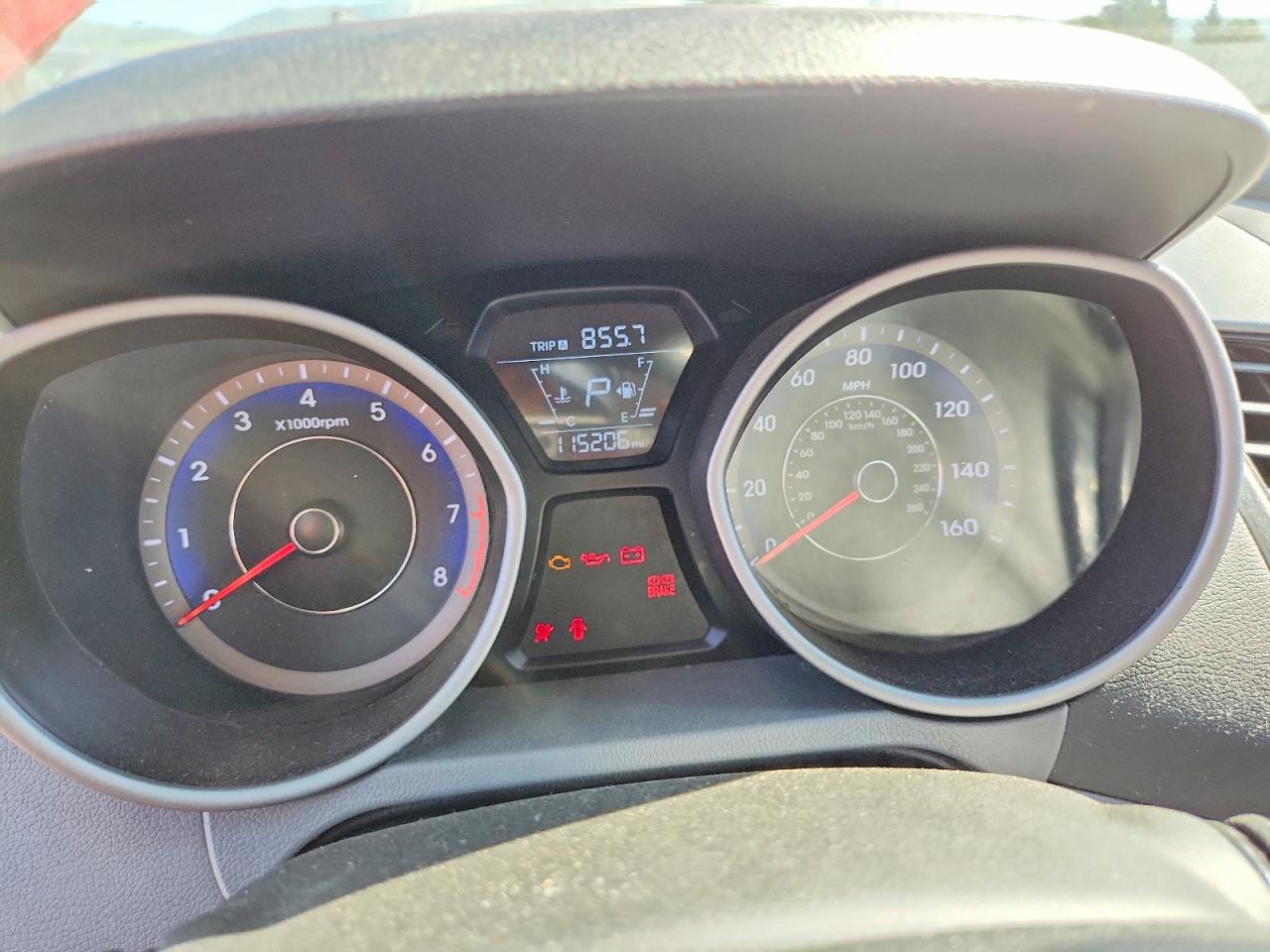 2016 HYUNDAI ELANTRA SE photo 9