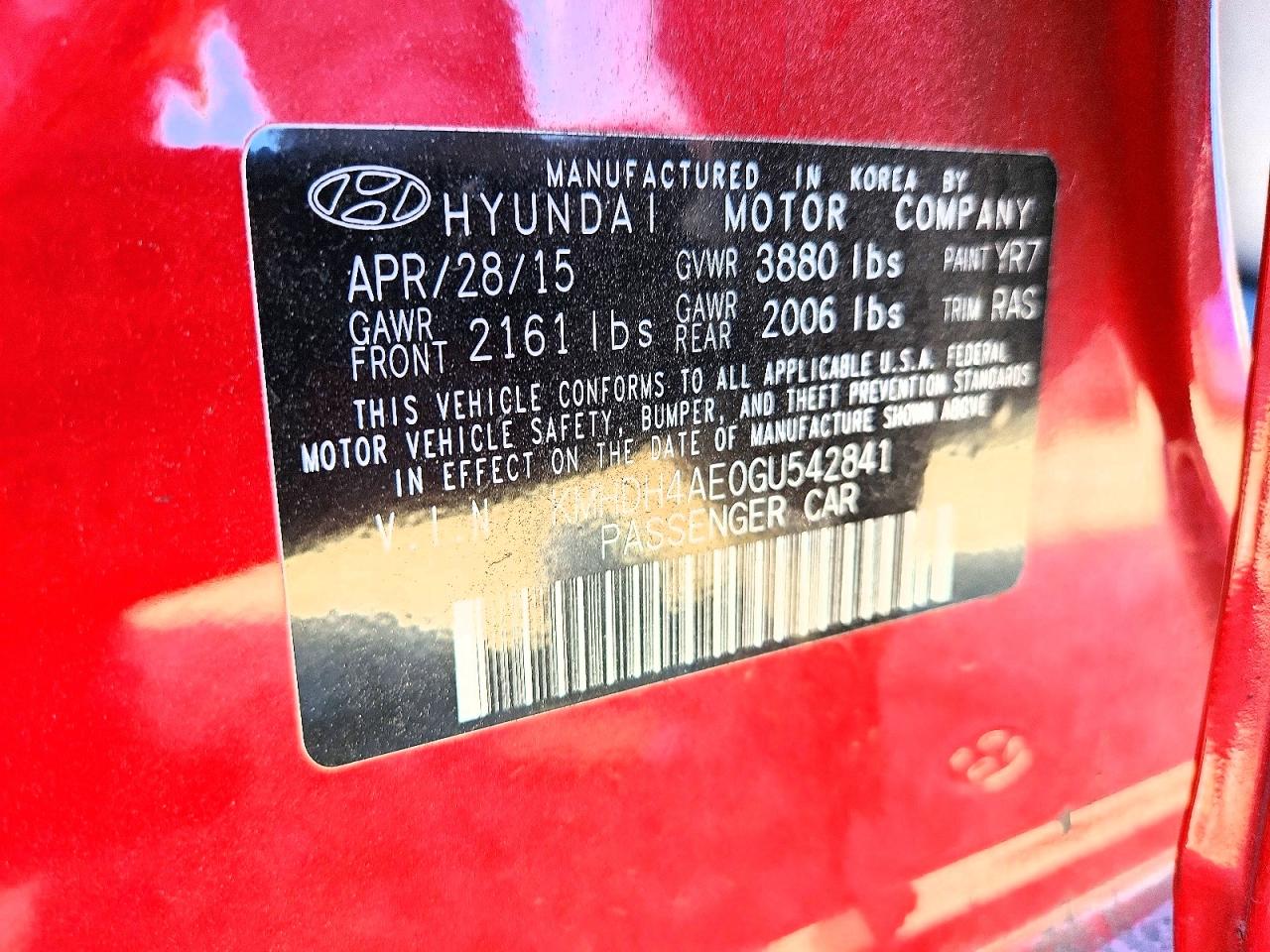 2016 HYUNDAI ELANTRA SE photo 12