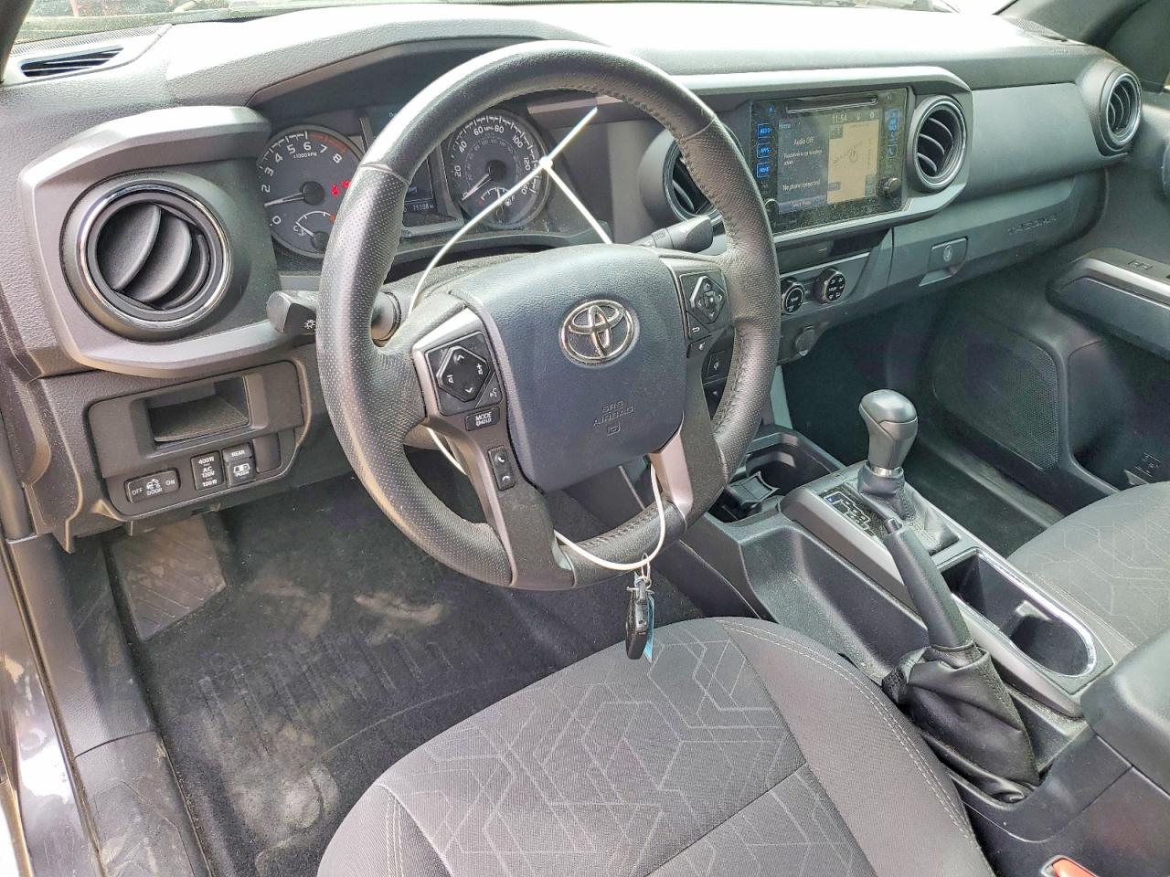 2017 TOYOTA TACOMA TRD OFF-ROAD photo 8