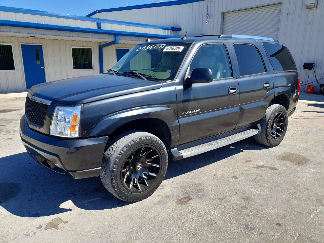 2004 CADILLAC ESCALADE
